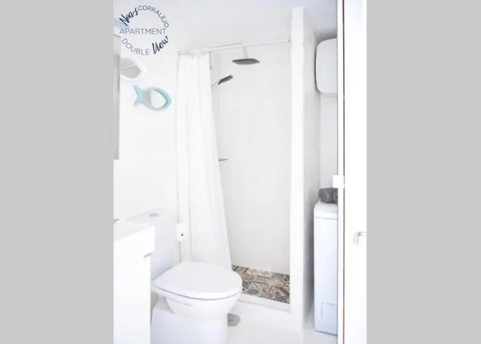 B-rent Noa's Double Pool View Appartement