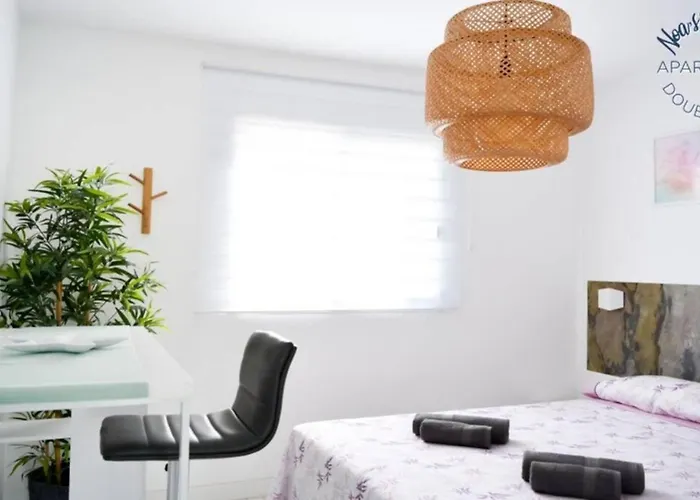 Appartamento B-rent Noa's Double Pool View